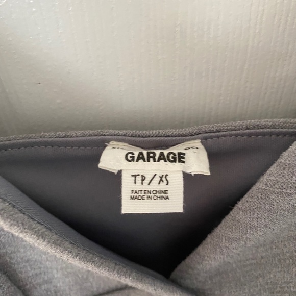 Crop top - Picture 3 of 3